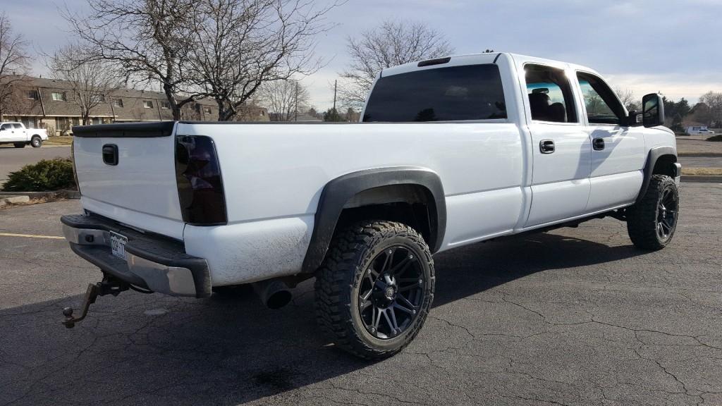 2006 Chevy Silverado 2500hd 6.0 Auto Crew Cab Longbed 4×4 Lift Kit for sale