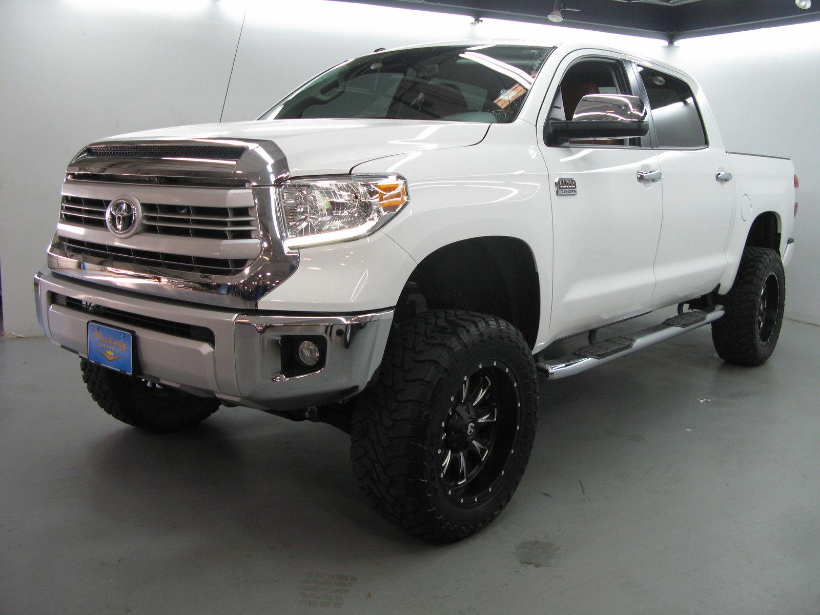 2015 Toyota Tundra 1794 Edition Crew Cab 4WD Pickup 4 Door 5.7L Lifted