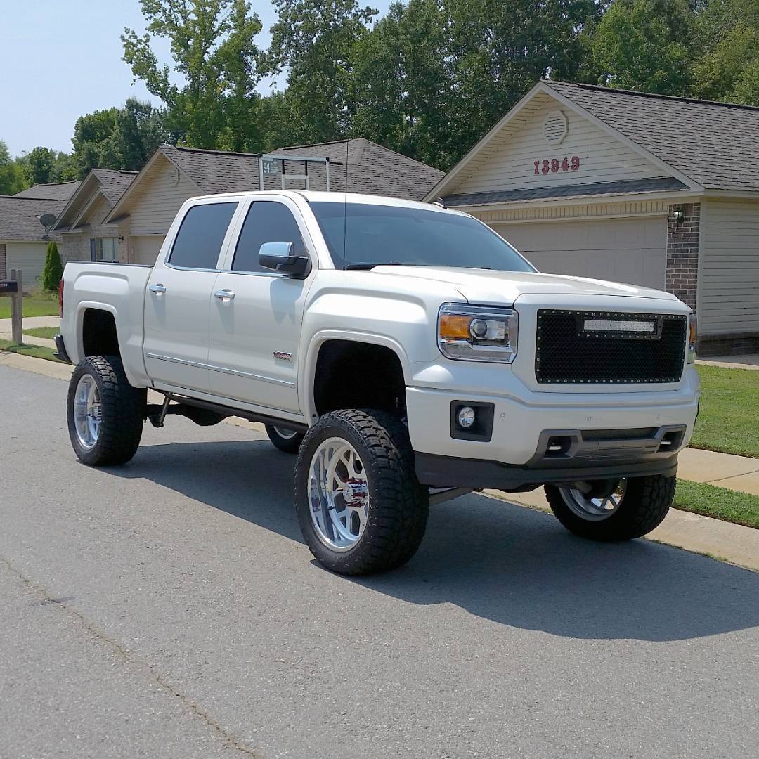 Heavily equpiied 2014 GMC Sierra 1500 All Terrain lifted