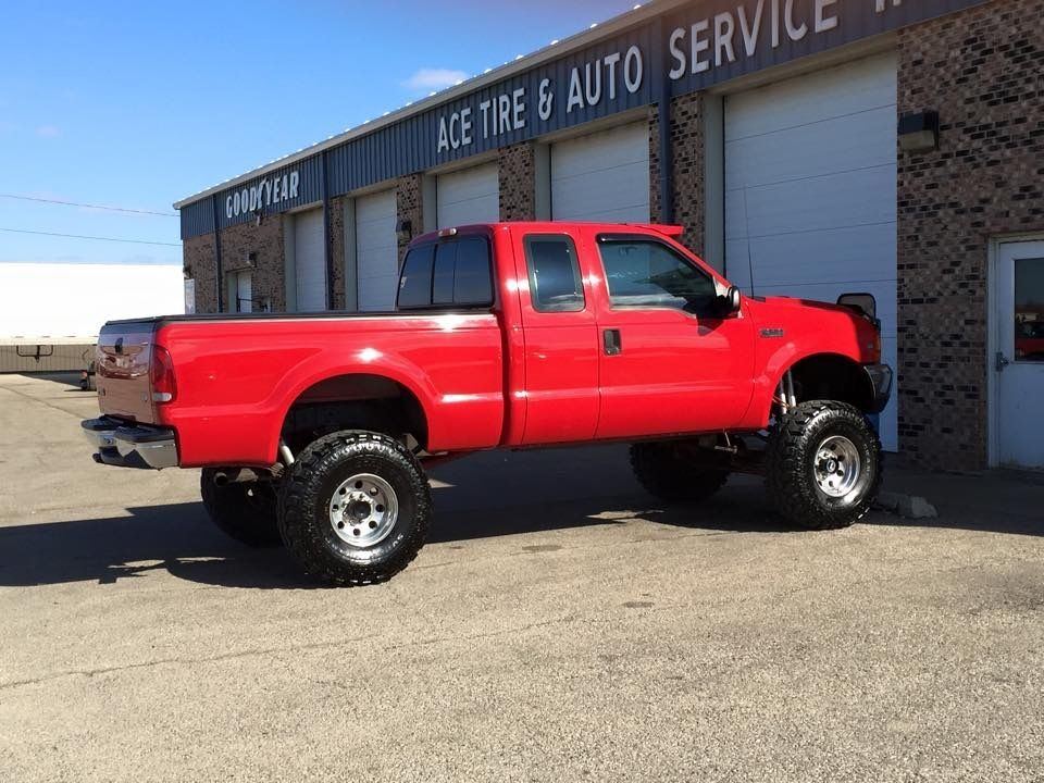 1999 Ford F 250 Super Duty XL Extended Cab Pickup 4 Door 5.4L Lifted