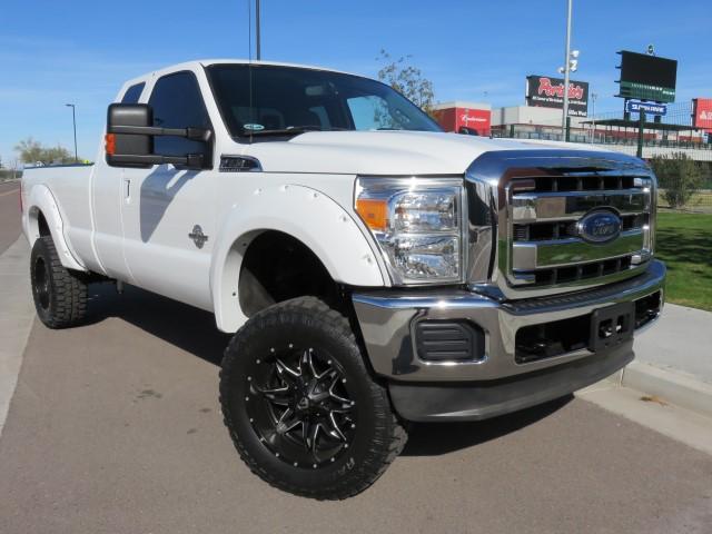 2012 Ford F350 Super Duty XLT, 6.7L Diesel, 4×4, Supercrew, 4″ Lift, 35″ Tires