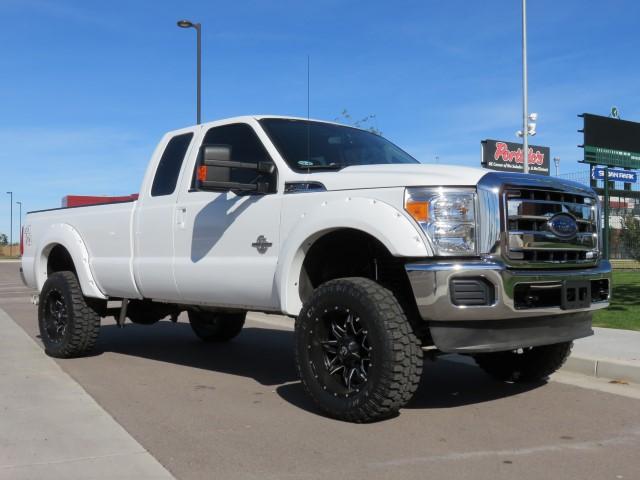 2012 Ford F350 Super Duty XLT, 6.7L Diesel, 4×4, Supercrew, 4″ Lift, 35″ Tires