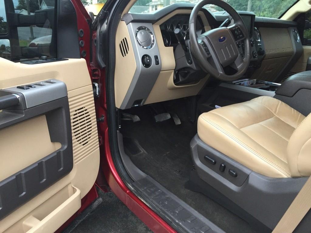 2014 Ford F250 Lariat crew cab 6.7L Diesel Lifted