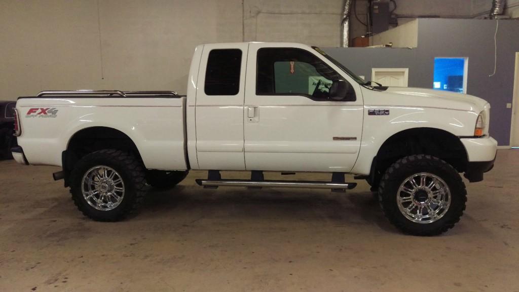 2004 Ford F 250 Super Duty XLT Extended Cab 6.0L