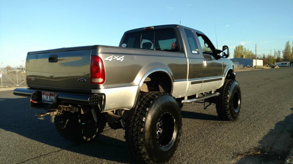 2002 Ford F 250 Superduty Lifted 7.3L Diesel Monster