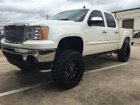 2011 GMC Sierra 1500 SLE Crew Cab Pickup 4 Door 5.3L