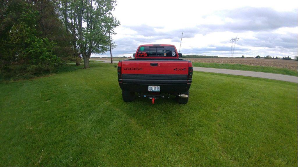 Good condition 1999 Dodge Ram 1500 lifted