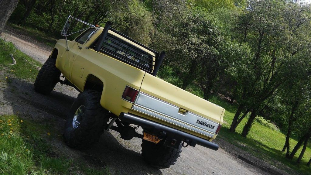 Heavily upgraded 1982 Chevrolet C/K Pickup 2500 lifted truck