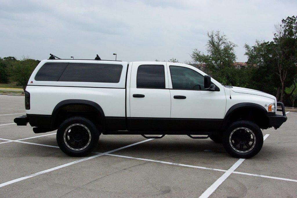 Nicely equipped 2003 Dodge Ram 2500 Laramie lifted truck