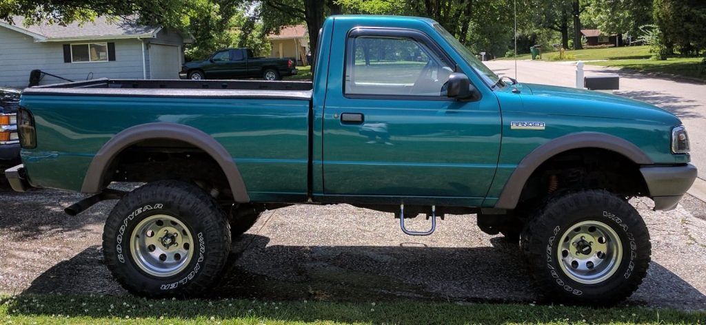 Rare shortbed 1997 Ford Ranger XLT lifted