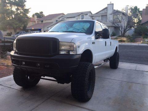 Recently serviced 2000 Ford F 250 lifted for sale
