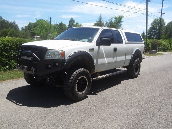 Camper top 2007 Ford F 150 lifted truck
