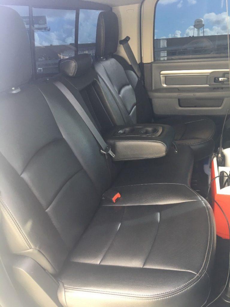 Leather seats 2016 Ram 1500 Bighorn lifted