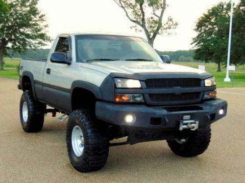 Tons of power 2004 Chevrolet Silverado 1500 Z71 lifted for sale