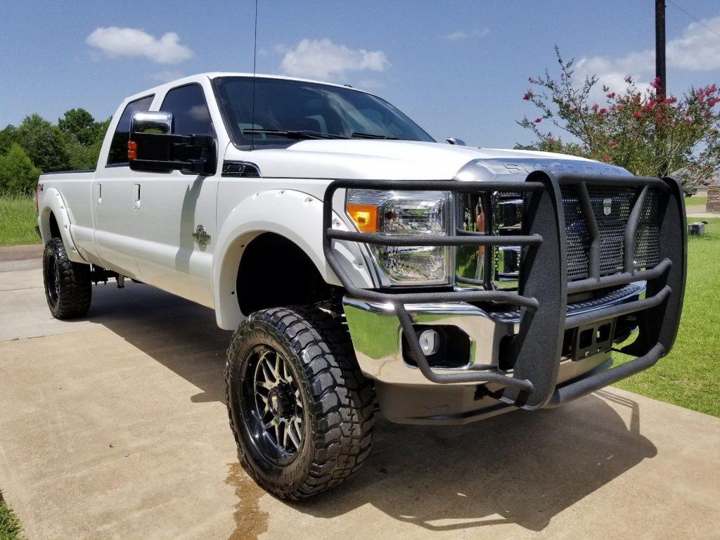 Great shape 2012 Ford F 350 Lariat lifted