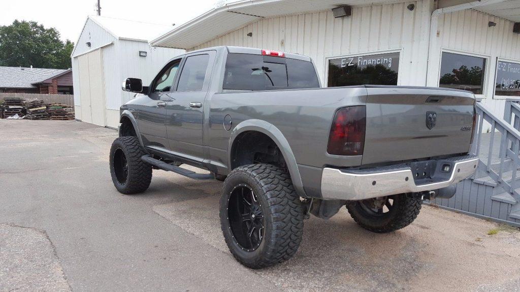 loaded 2011 Dodge Ram 3500 laramie lifted