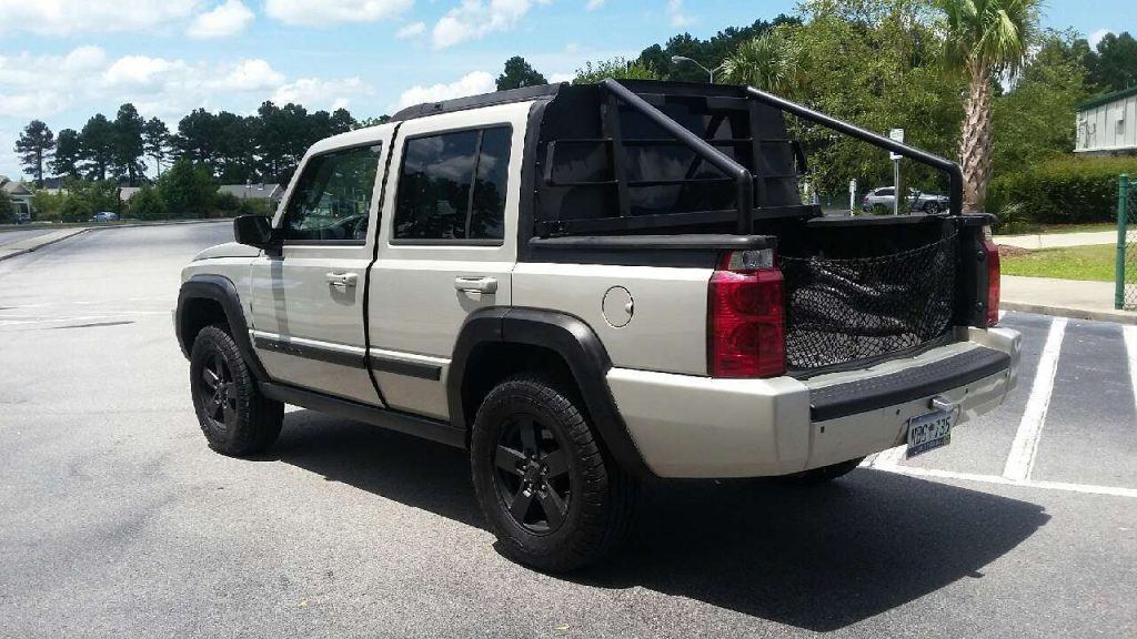 one of a kind 2008 Jeep Commander lifted
