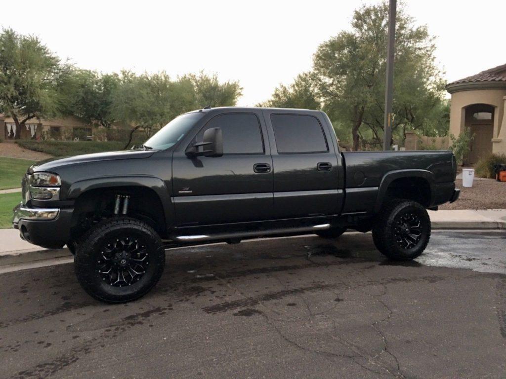 Duramax power 2004 GMC Sierra 2500 SLT lifted