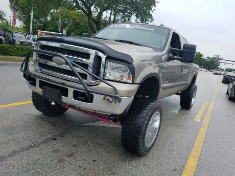 very clean 2006 Ford F 350 lifted for sale