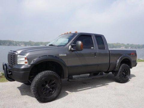 well equipped 2005 Ford F 350 XLT lifted for sale