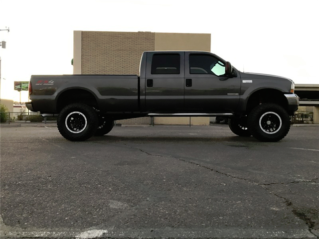 clean 2003 Ford F 250 XLT Lifted