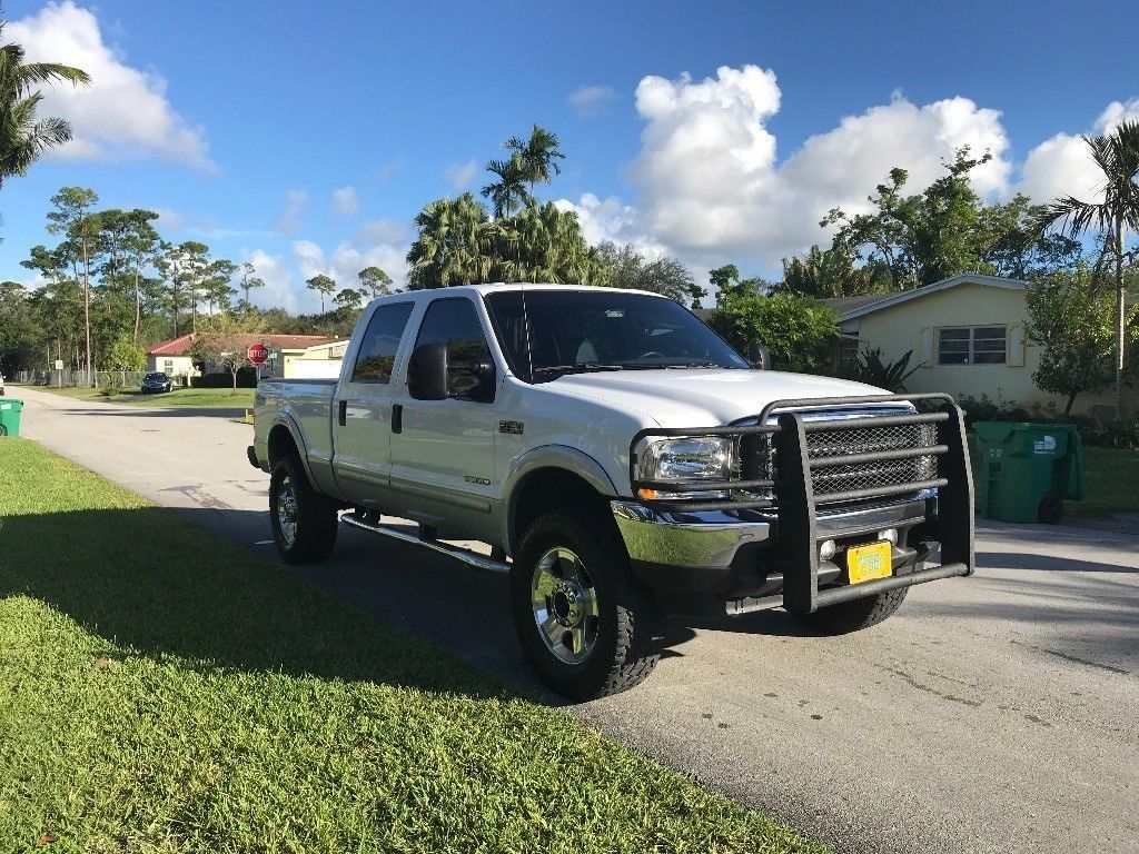 updated 2002 Ford F 250 Lariat lifted