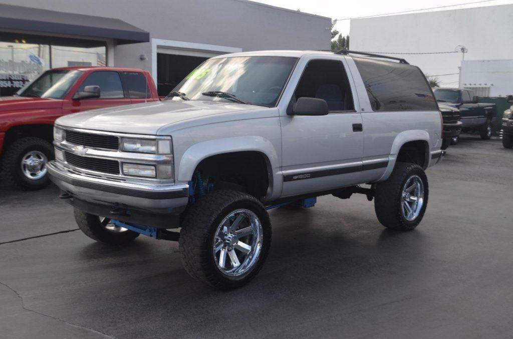 clean 1995 Chevrolet Tahoe 2 Door LS lifted