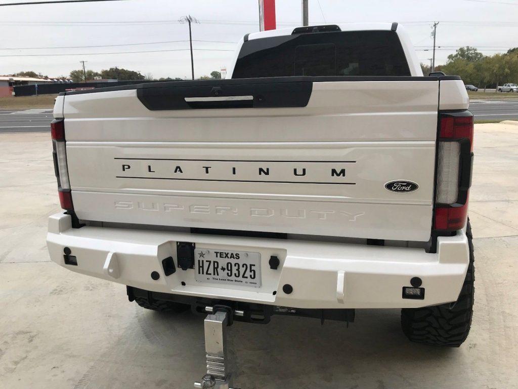 very low miles 2017 Ford F 250 Ultimate PLATINUM lifted