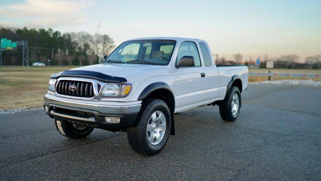 new tires and wheels 2002 Toyota Tacoma lifted