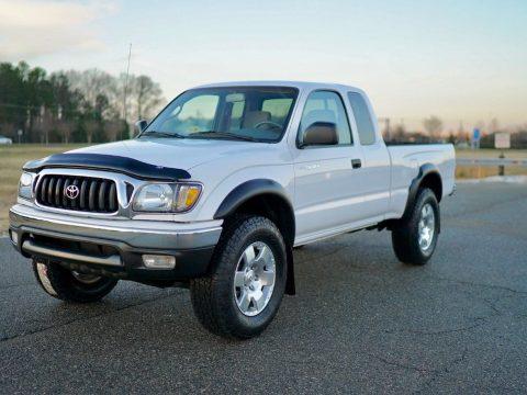new tires and wheels 2002 Toyota Tacoma lifted for sale