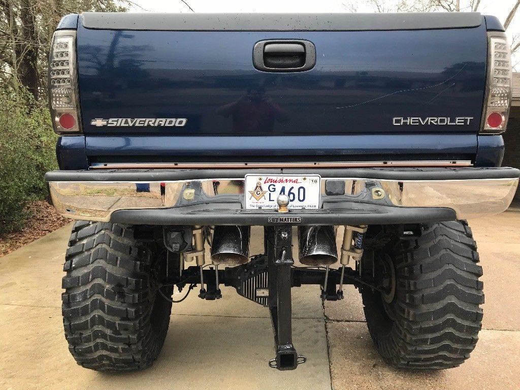 completely redone 2002 Chevrolet Silverado 2500 LS lifted