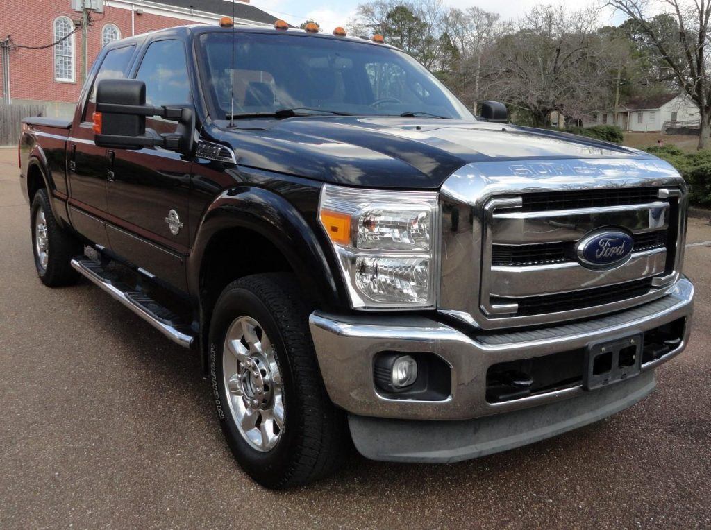 loaded 2013 Ford F 250 Lariat lifted