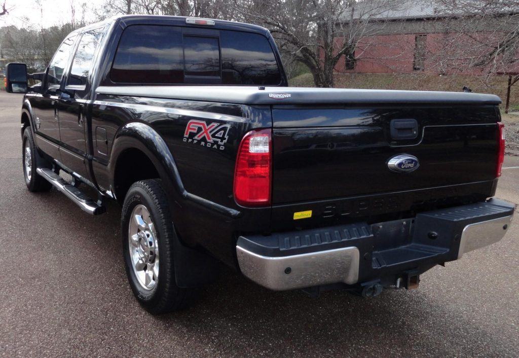 loaded 2013 Ford F 250 Lariat lifted