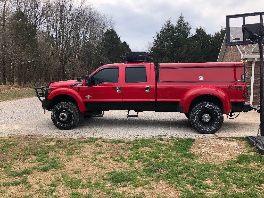 custom built 2011 Ford F 450 Lariat Ultimate lifted