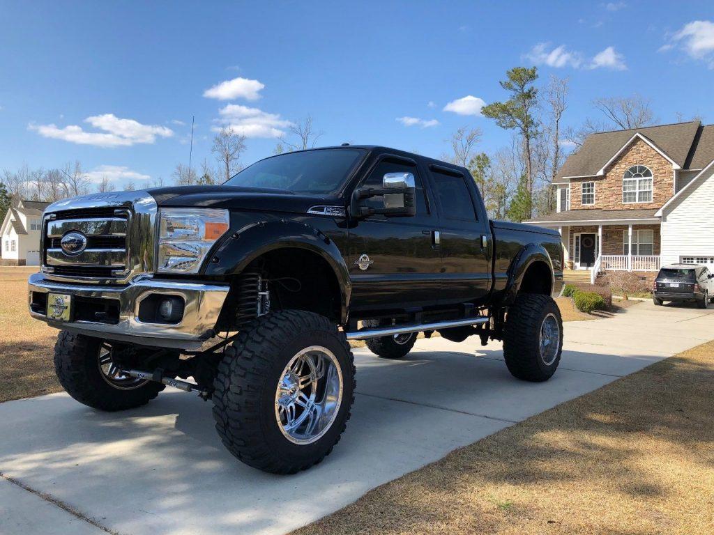 loaded 2011 Ford F 250 Lariat lifted