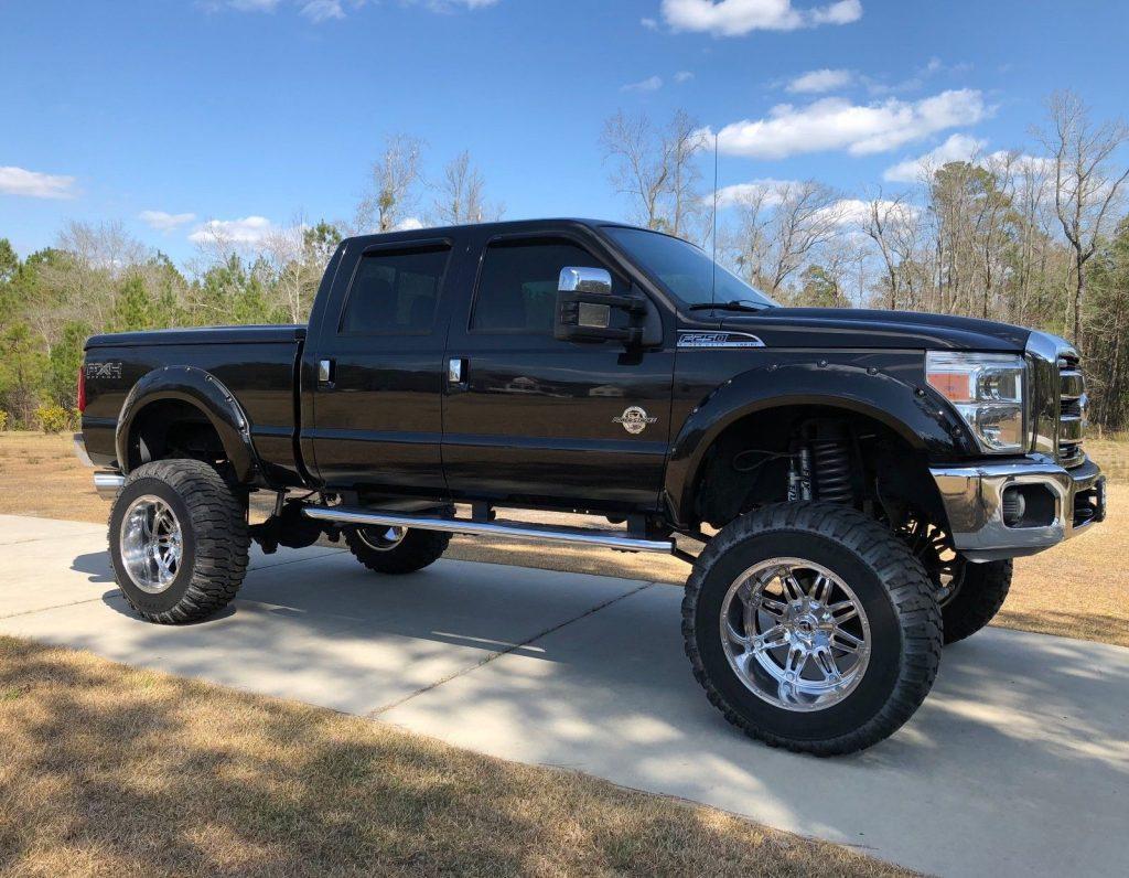 loaded 2011 Ford F 250 Lariat lifted