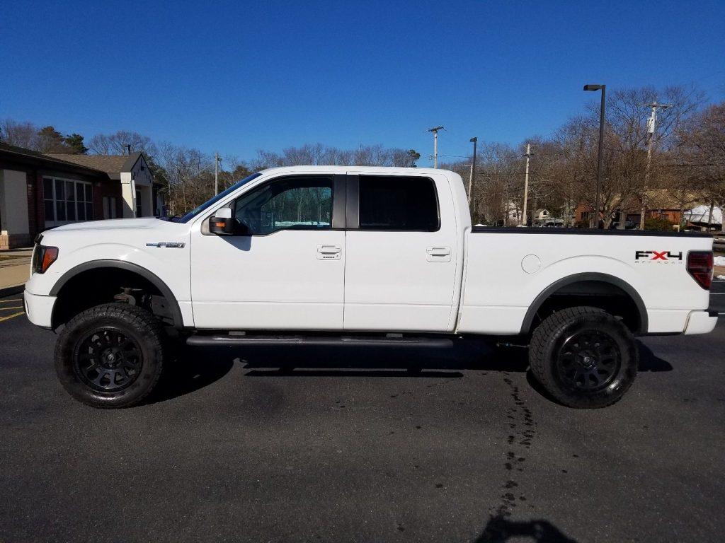 well equipped 2011 Ford F 150 FX4 SUPERCREW lifted