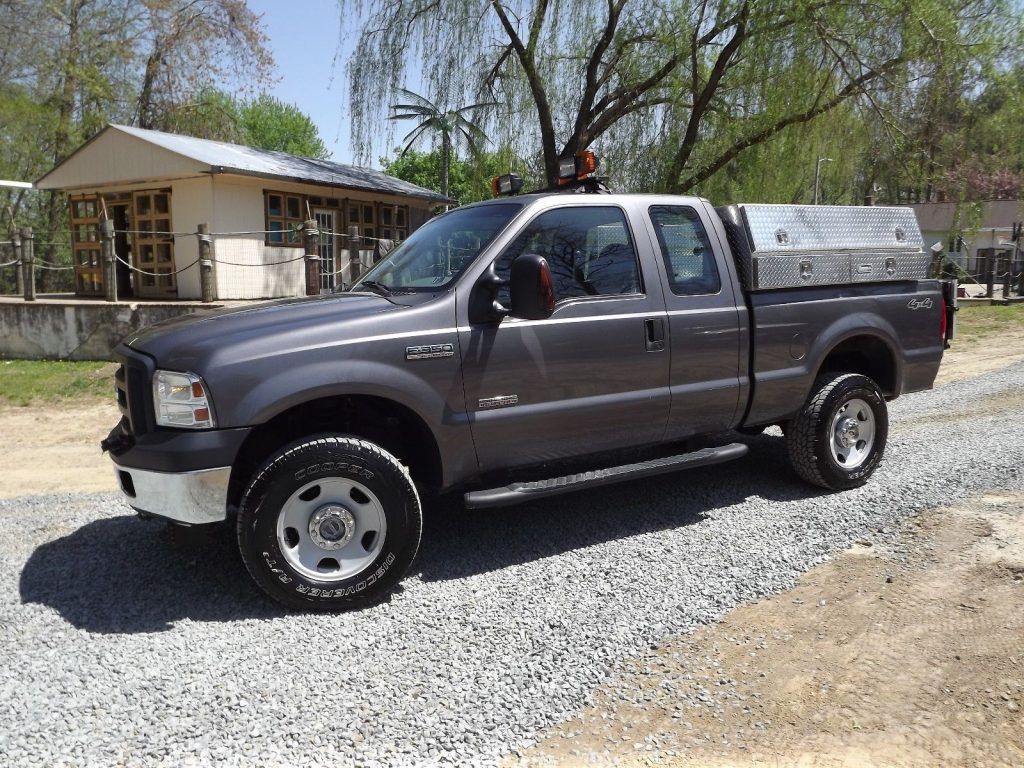 utility service truck 2007 Ford F 350 lifted