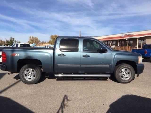 well equipped 2007 Chevrolet Silverado 1500 LTZ Crew Cab lifted