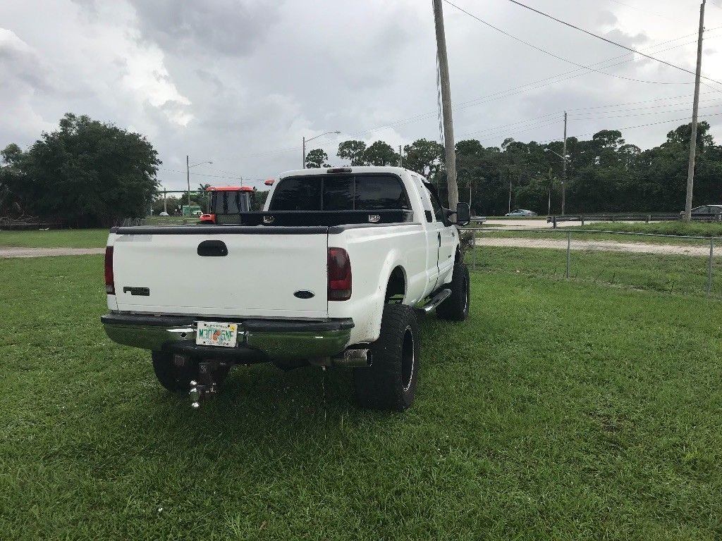 great running 2002 Ford F 250 Xlt lifted