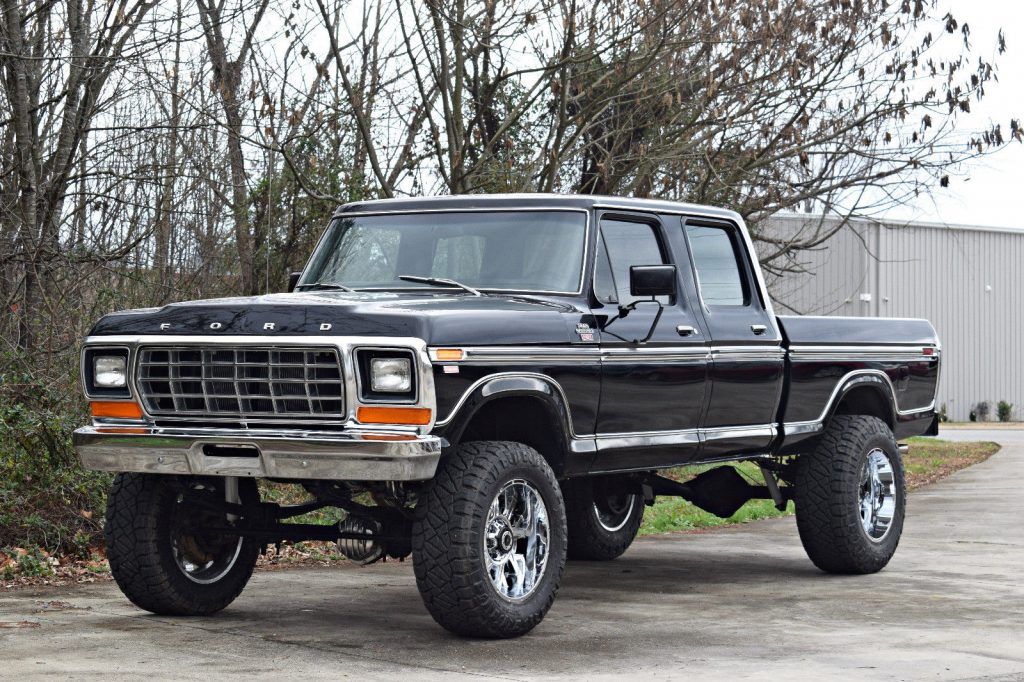 new parts 1978 Ford F 250 crew cab 4×4 lifted