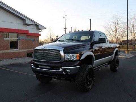 very clean 2005 Dodge Pickups SLT 4dr Quad Cab 4WD lifted for sale
