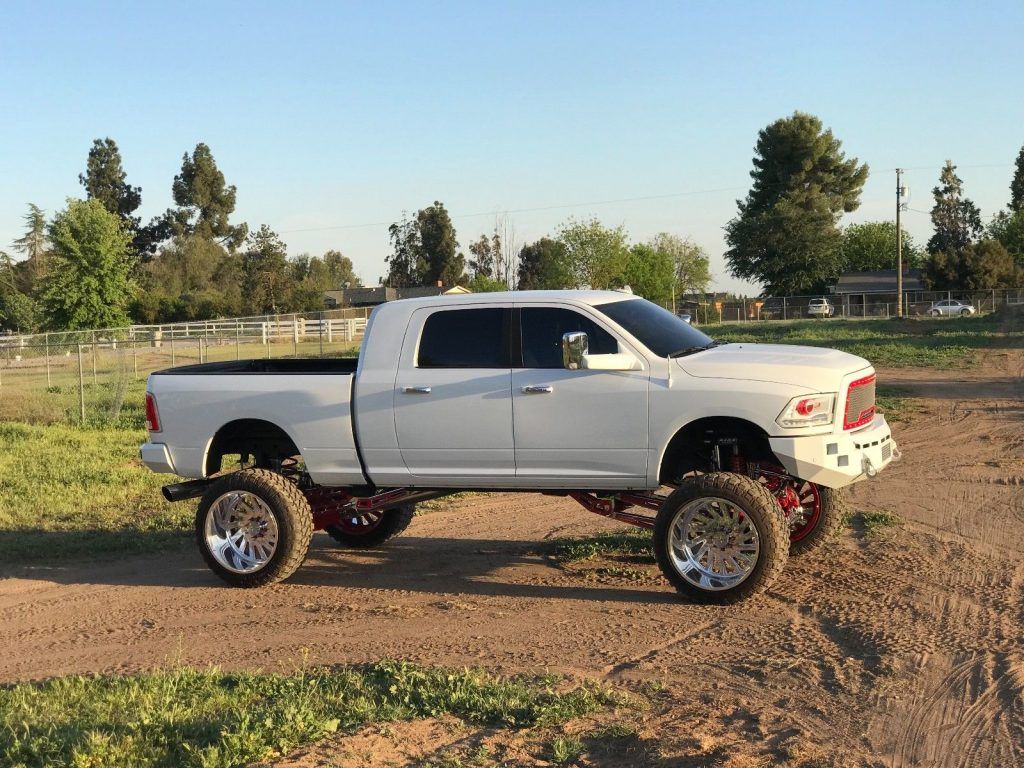 very low miles 2017 Dodge Ram 2500 Laramie Limited lifted