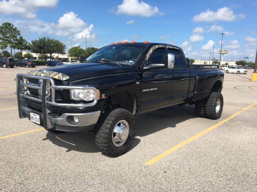 well maintained 2003 Dodge Ram 3500 new parts lifted