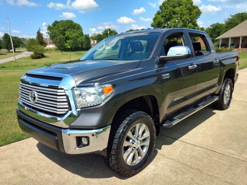 loaded 2015 Toyota Tundra Crew Max 4×4 lifted for sale