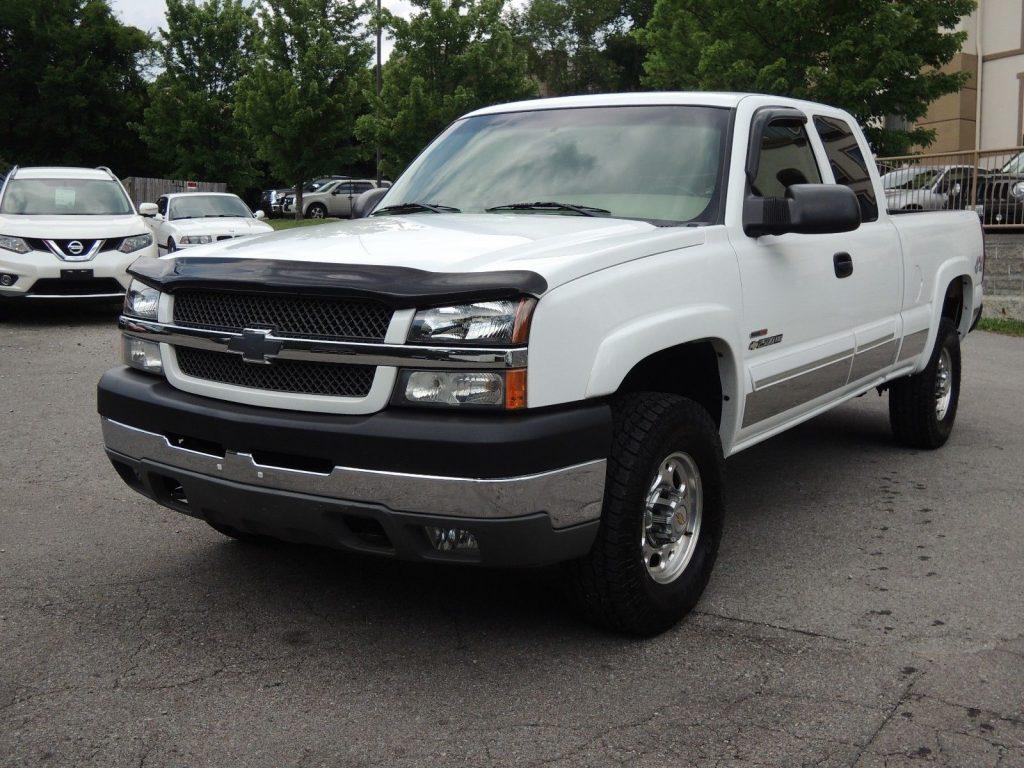 well maintained 2003 Chevrolet Silverado 2500 LS lifted