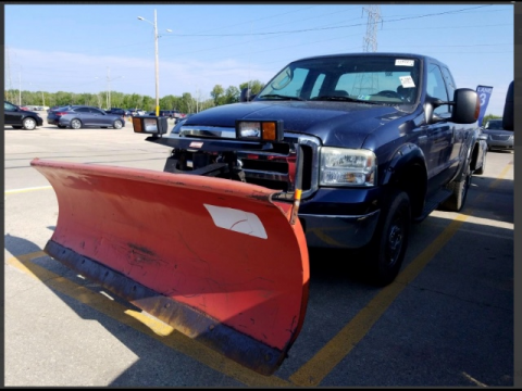 snow plow equipped 2005 Ford F 250 XLT Supercab Long Bed lifted truck for sale