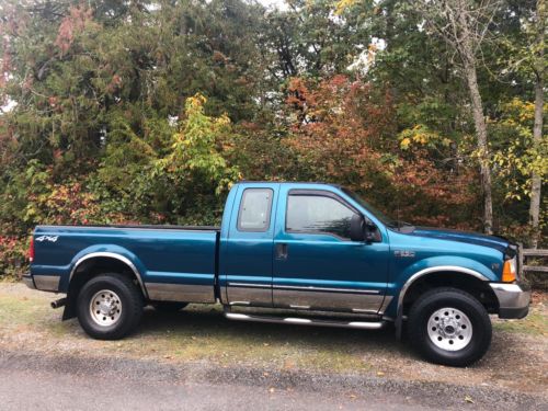 well serviced 2000 Ford F 250 XLT V10 Super DUTY lifted