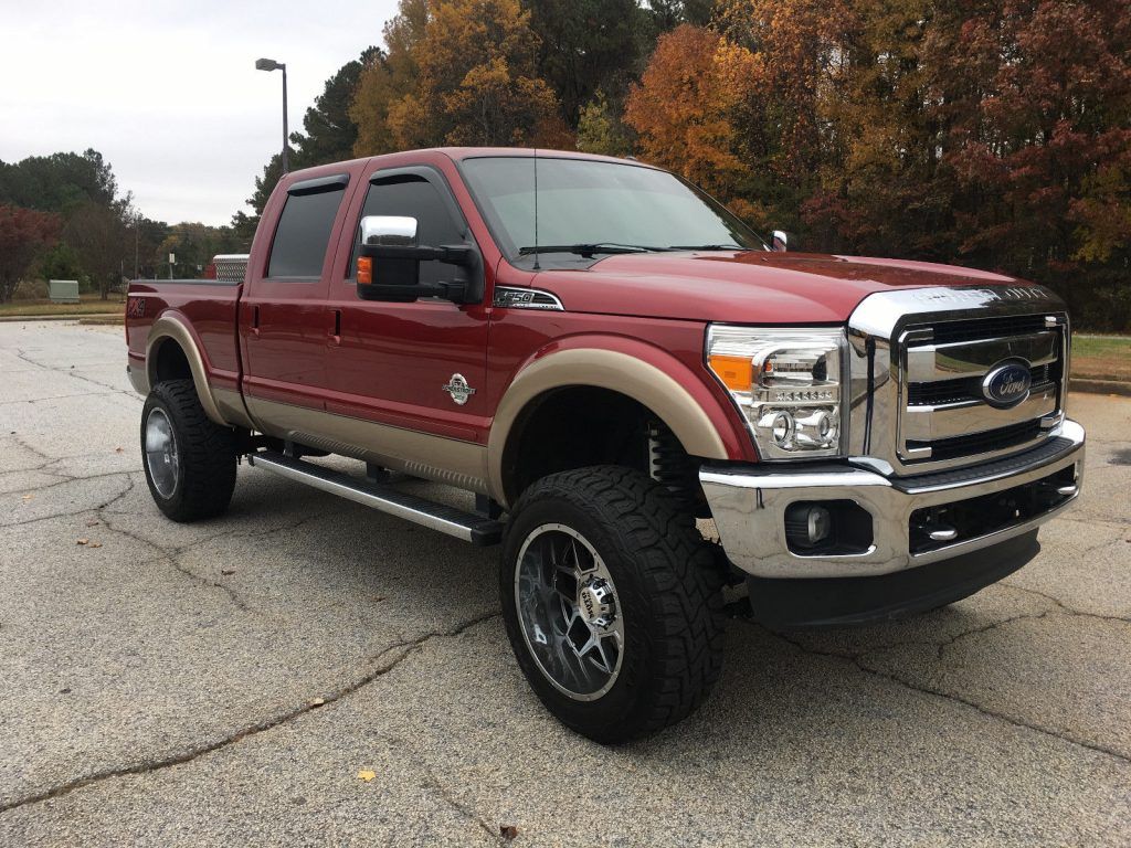 every option available 2014 Ford F 250 Lariat lifted