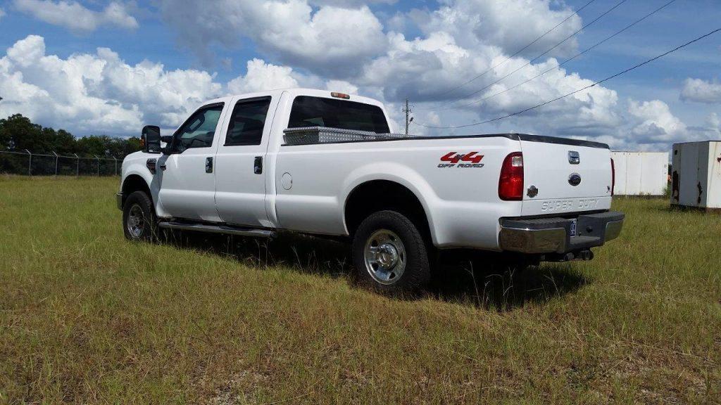 loaded 2009 Ford F 250 lifted pickup